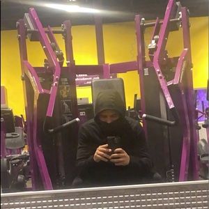 Meet your Posher, Charles